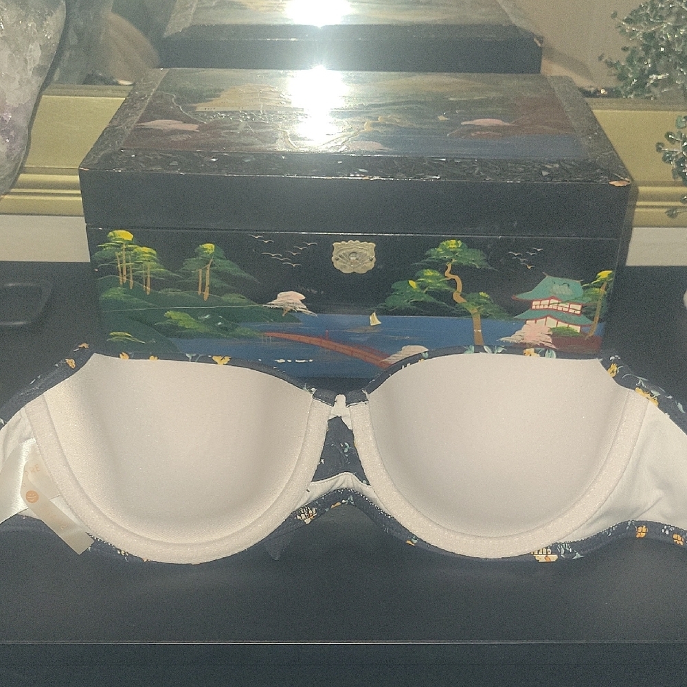 34C Floral Black Bikini with Yellow Accents - Picture 4 of 8